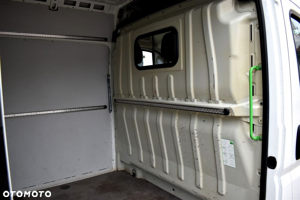 Peugeot BOXER L2H2 - 12