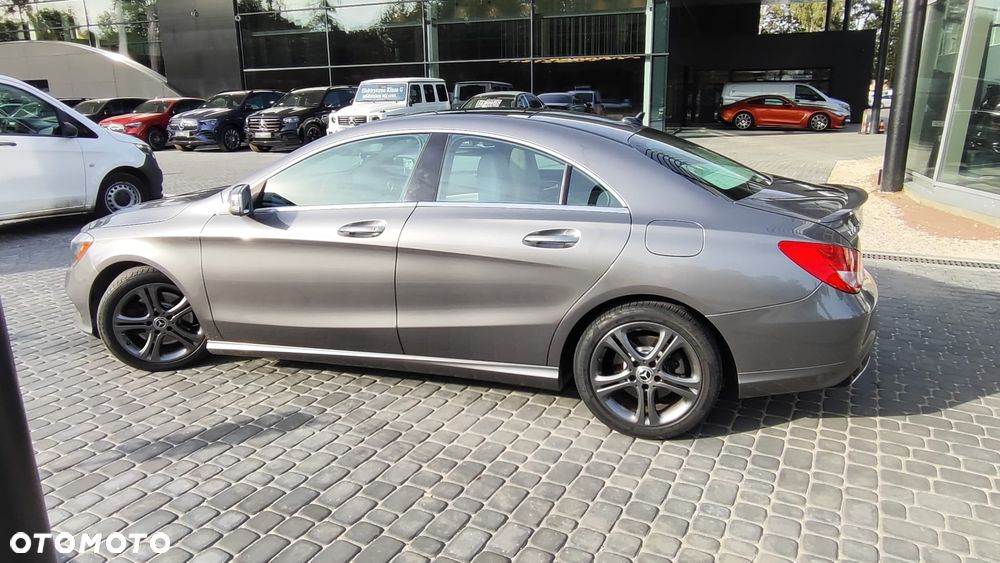Mercedes-Benz CLA 250 4Matic 7G-DCT Sport - 5