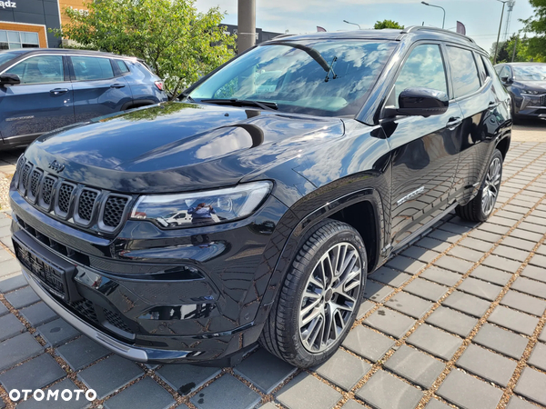 Jeep Compass 1.5 T4 mHEV Summit FWD S&S DCT