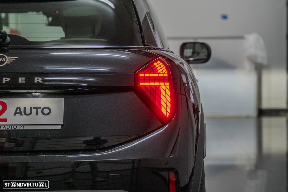 MINI 3 Portas Cooper C Favoured M - 9