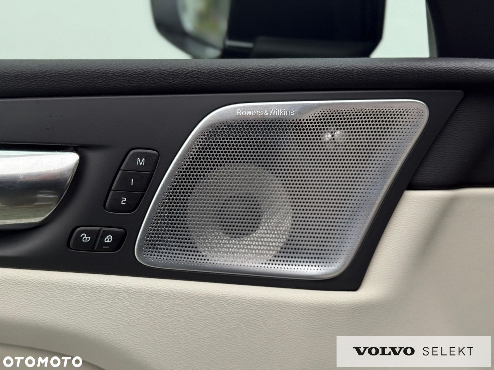 Volvo XC 60 - 23