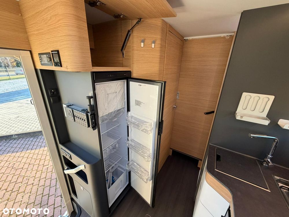 Adria Sonic 700 DC - 9