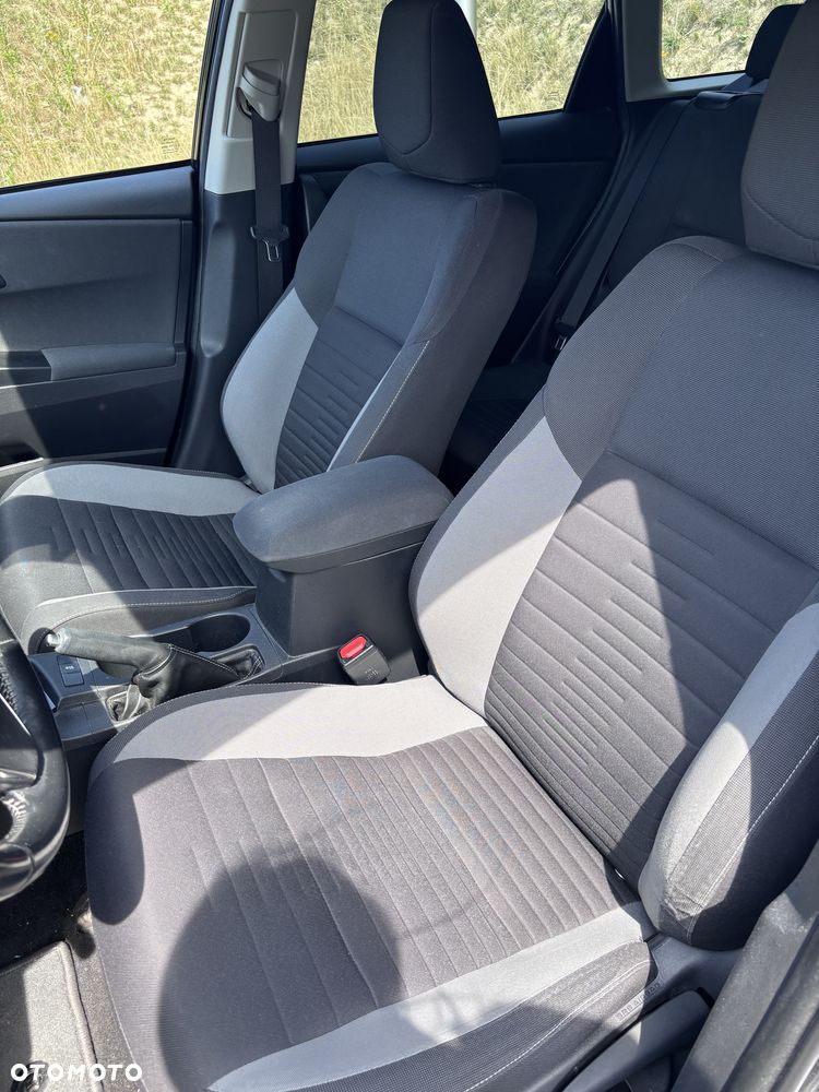 Toyota Auris 1.6 Prestige - 12