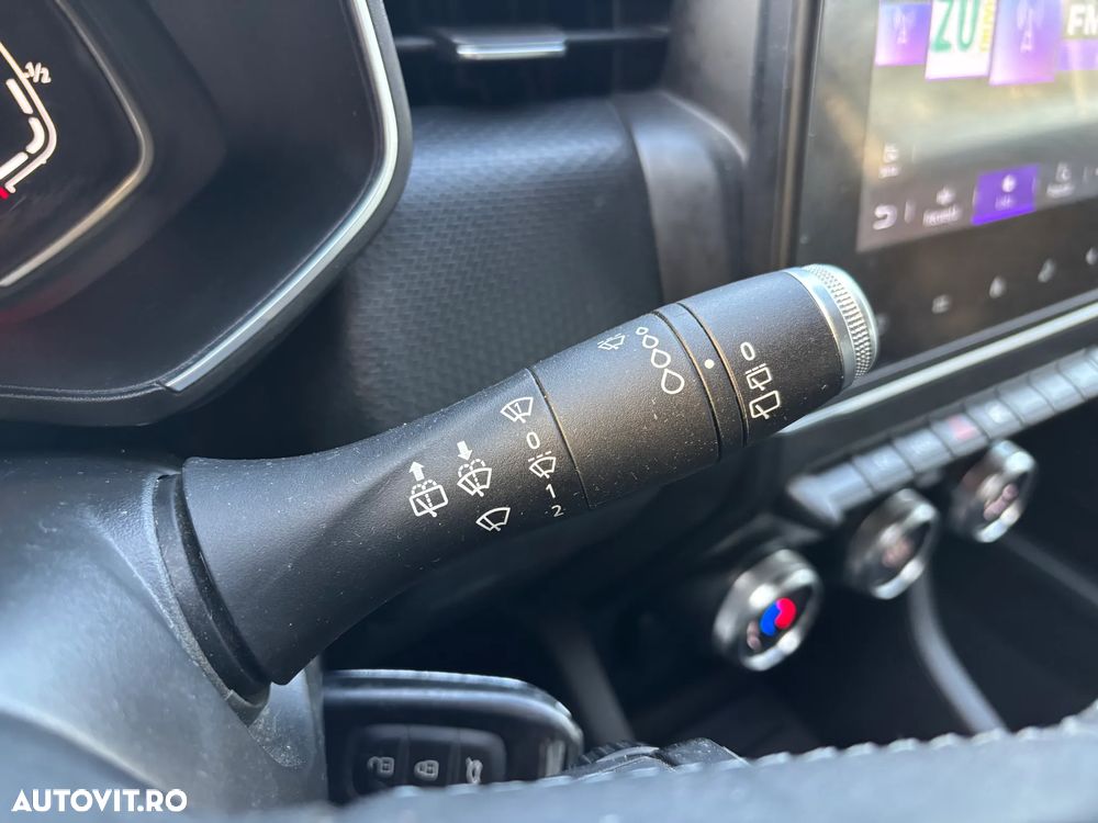 Renault Clio E-TECH Hybrid 140 BUSINESS EDITION - 27