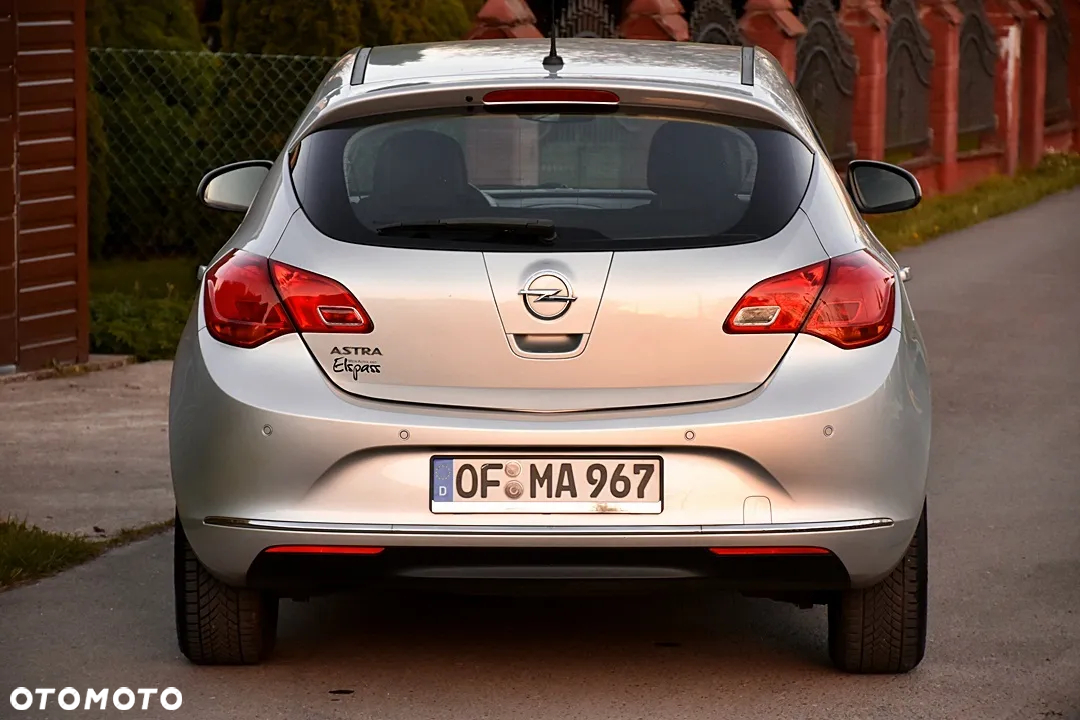Opel Astra 1.6 Active - 16