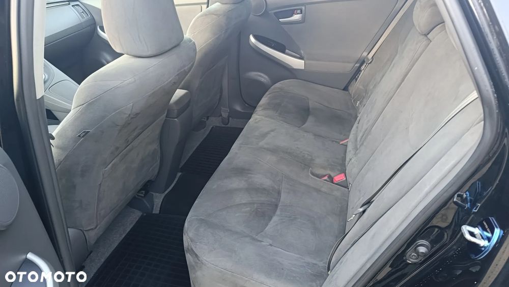 Toyota Prius - 12