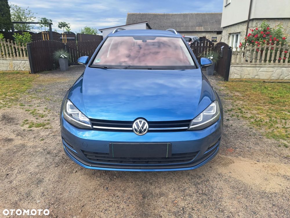 Volkswagen Golf - 2