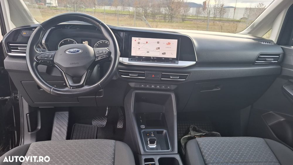 Ford Tourneo Connect - 8