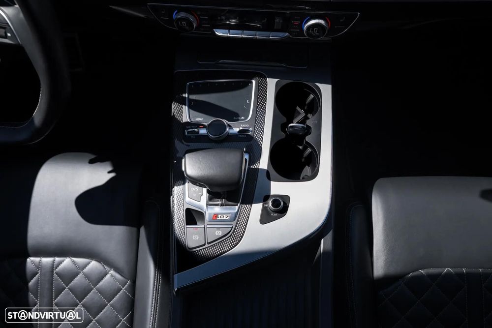 Audi SQ7 4.0 TDI V8 quattro Tiptronic 7L — fotografia 34