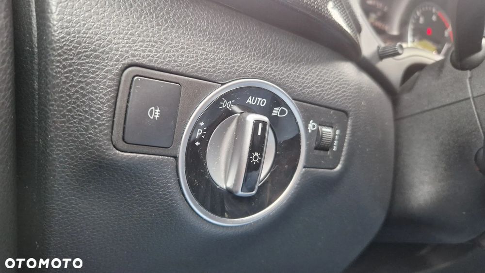 Mercedes-Benz Klasa B 180 CDI 7G-DCT - 21