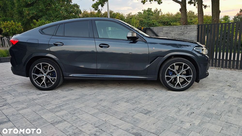 BMW X6M - 1