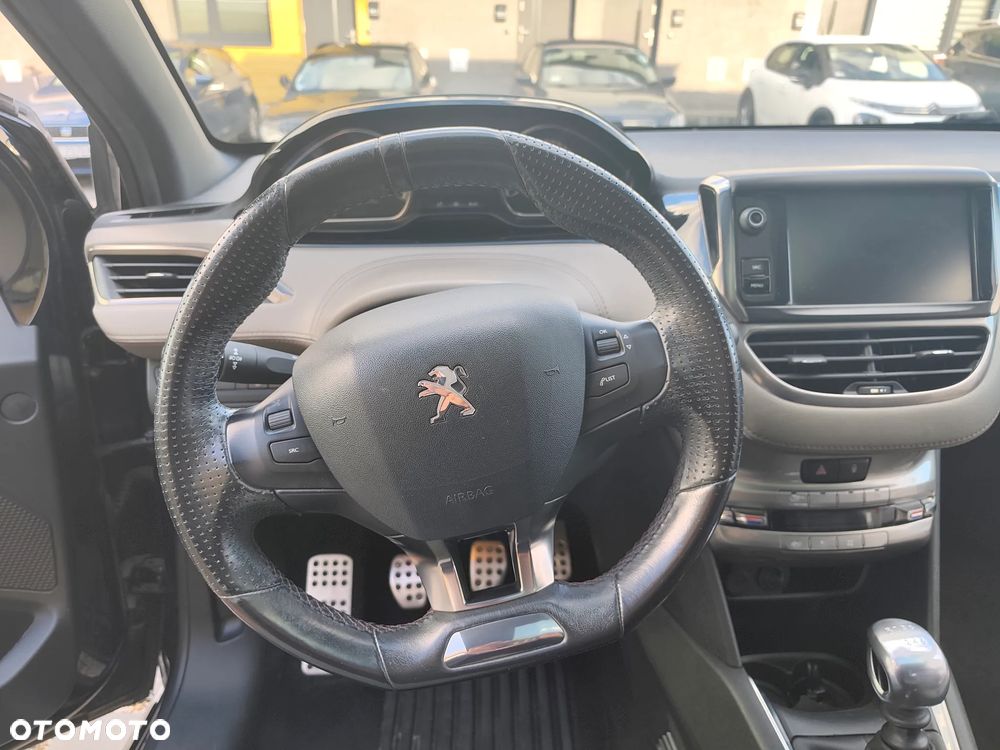 Peugeot 208 1.6 THP Allure - 7