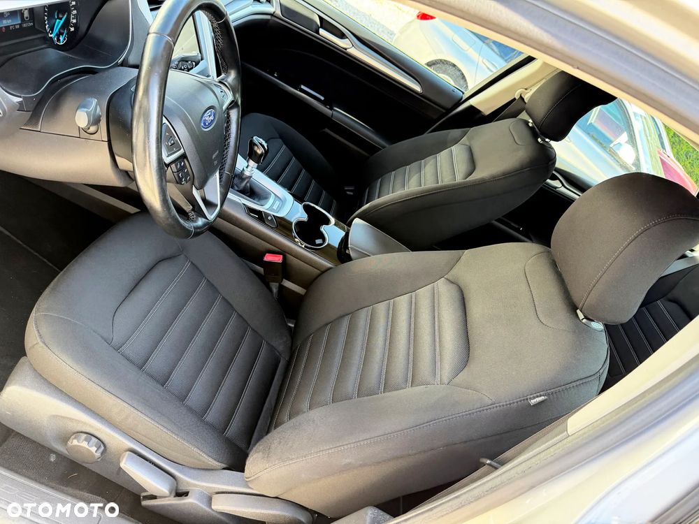 Ford Mondeo - 19