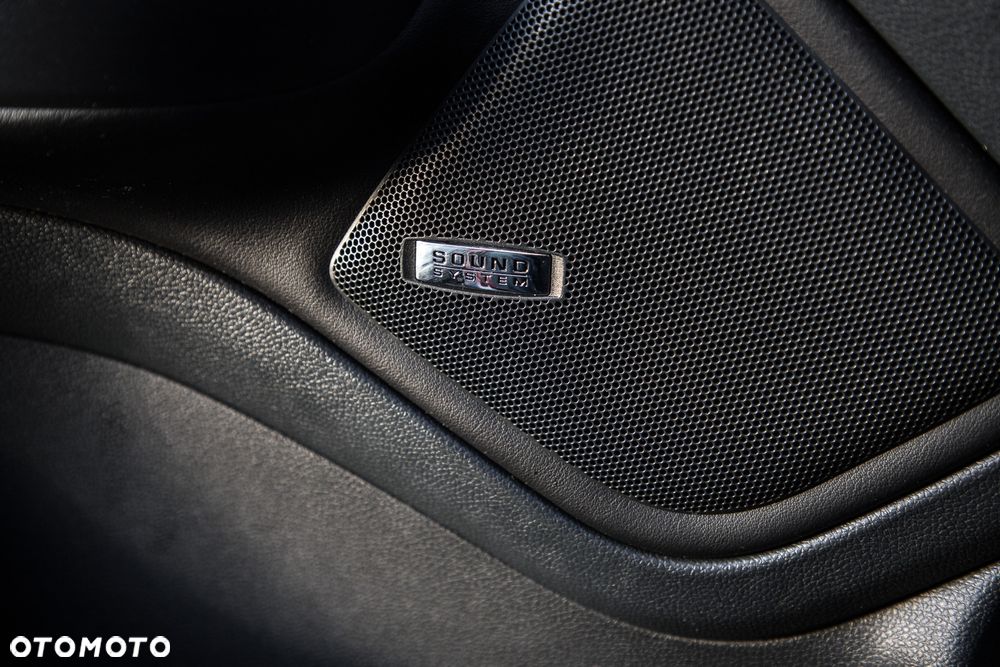 Skoda Octavia 2.0 TSI DSG RS - 17