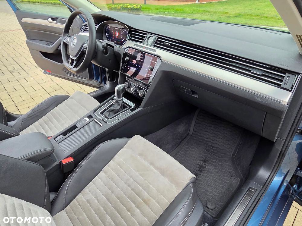 Volkswagen Passat 1.8 TSI (BlueMotion Technology) DSG Highline - 21
