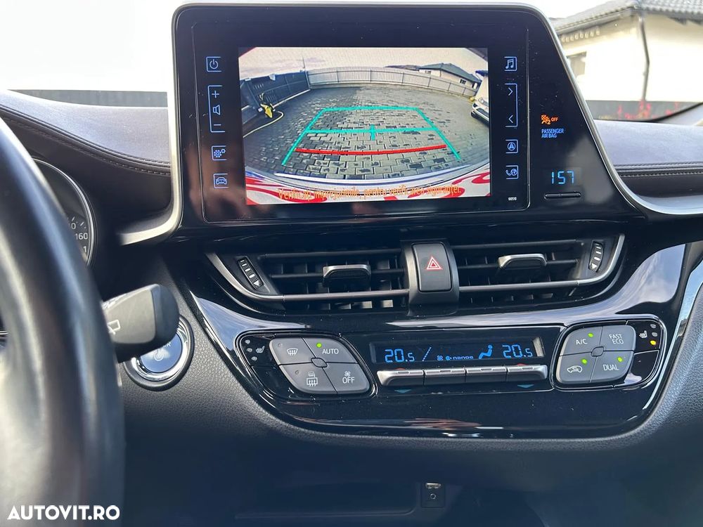 Toyota C-HR Hybrid Style - 7