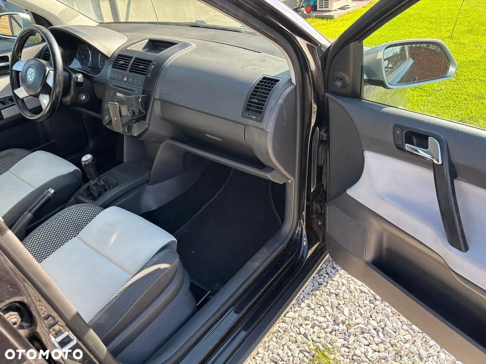 Volkswagen Polo - 4