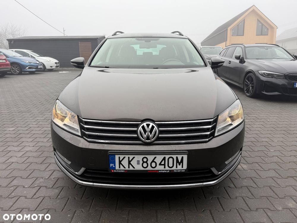 Volkswagen Passat 2.0 TDI Comfortline DSG - 2