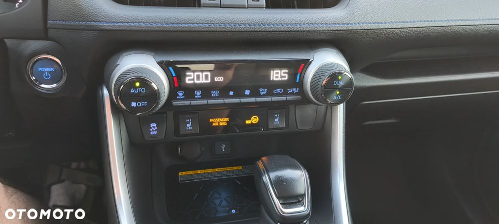 Toyota RAV4 - 17