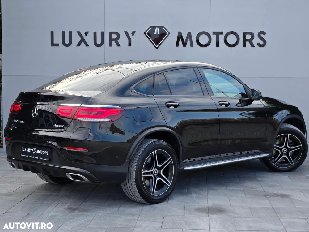Mercedes-Benz GLC 300 e 4Matic 9G-TRONIC AMG Line Advanced - 5