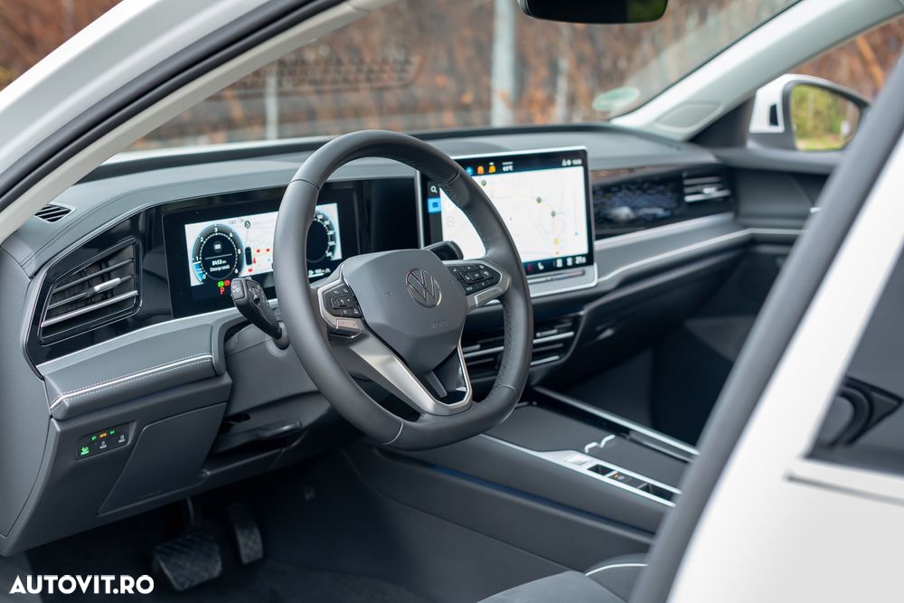 Volkswagen Passat 2.0 TDI SCR DSG Elegance - 8