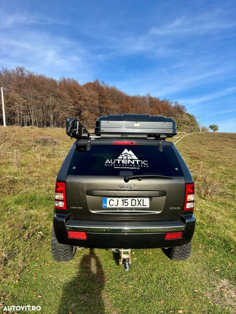 Jeep Grand Cherokee - 9