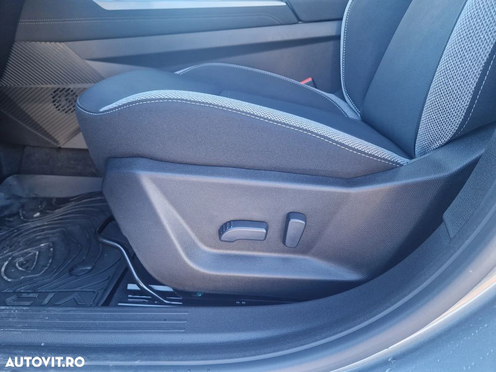 Dacia Bigster HEV 155 Journey - 30