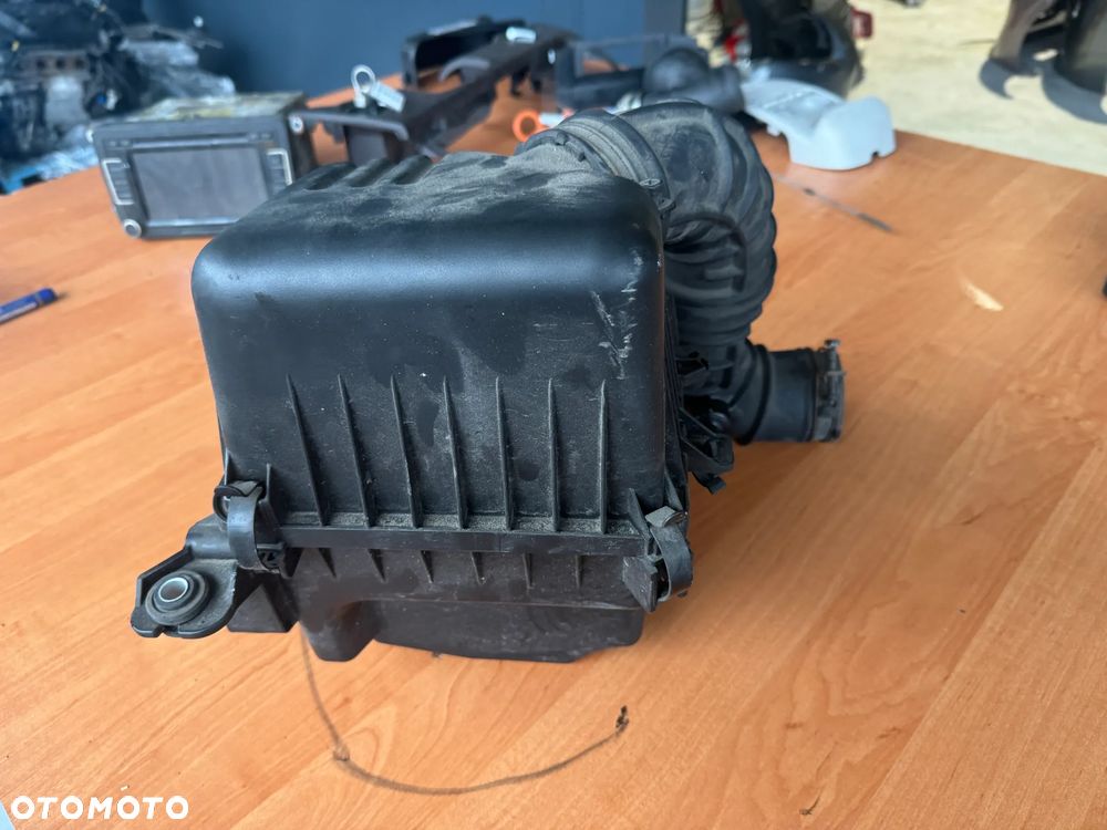 obudowa filtra powietrza Kia Hyundai 281101h050 - 3