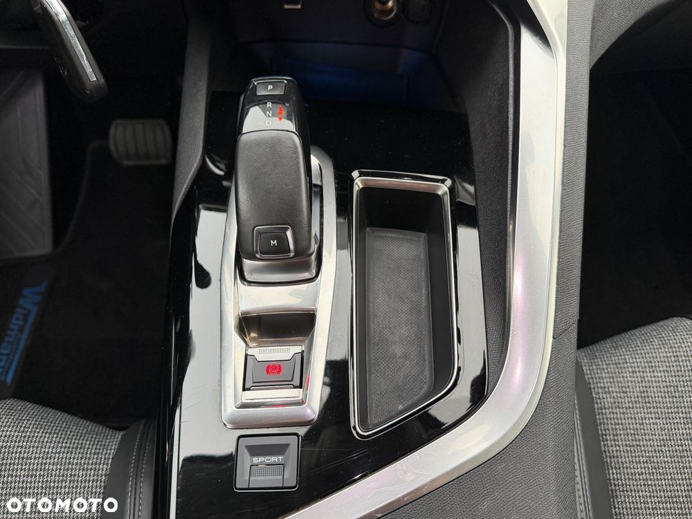Peugeot 3008 - 23