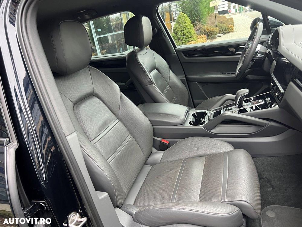 Porsche Cayenne Standard - 10
