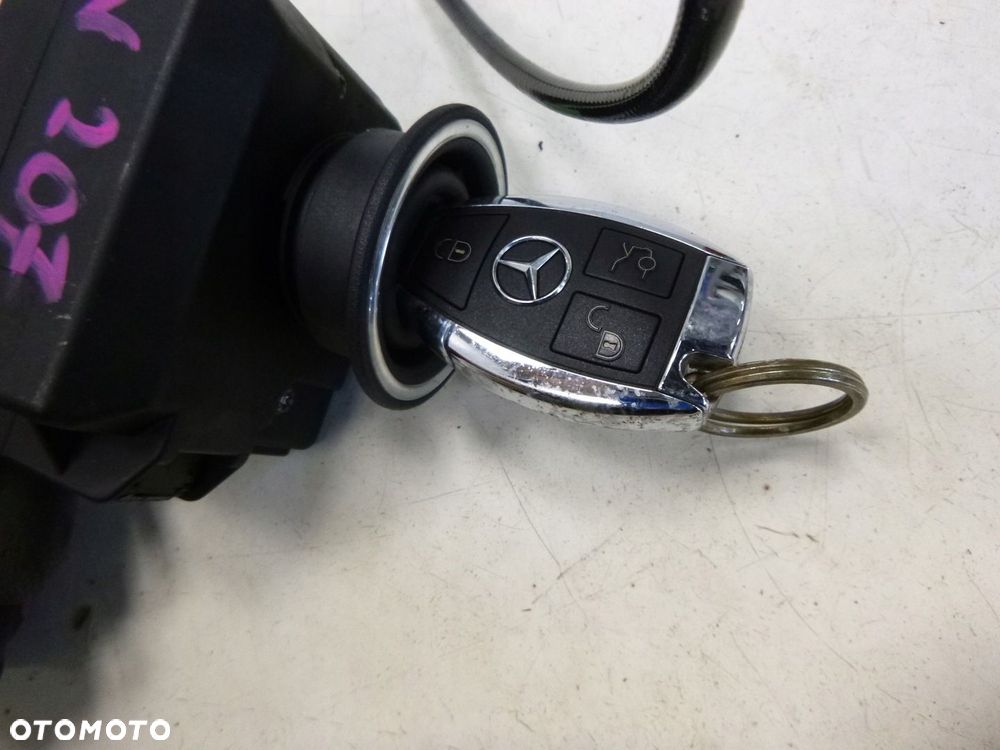 MERCEDES E KLASA W207 W212 C W204 STACYJKA KLUCZYK ORYGINAŁ - 7