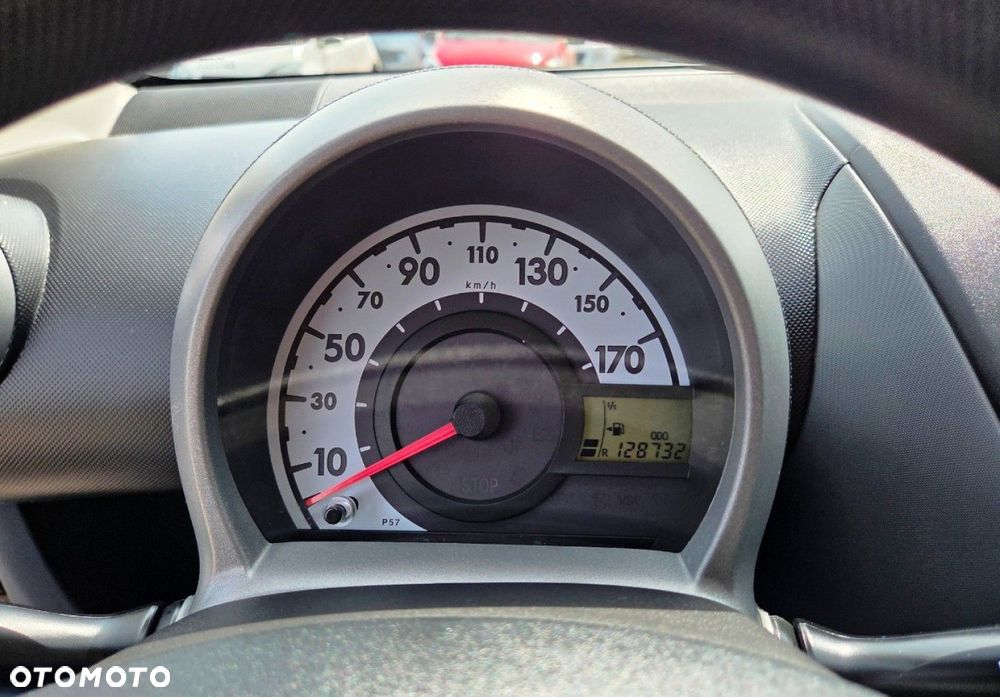 Toyota Aygo - 11