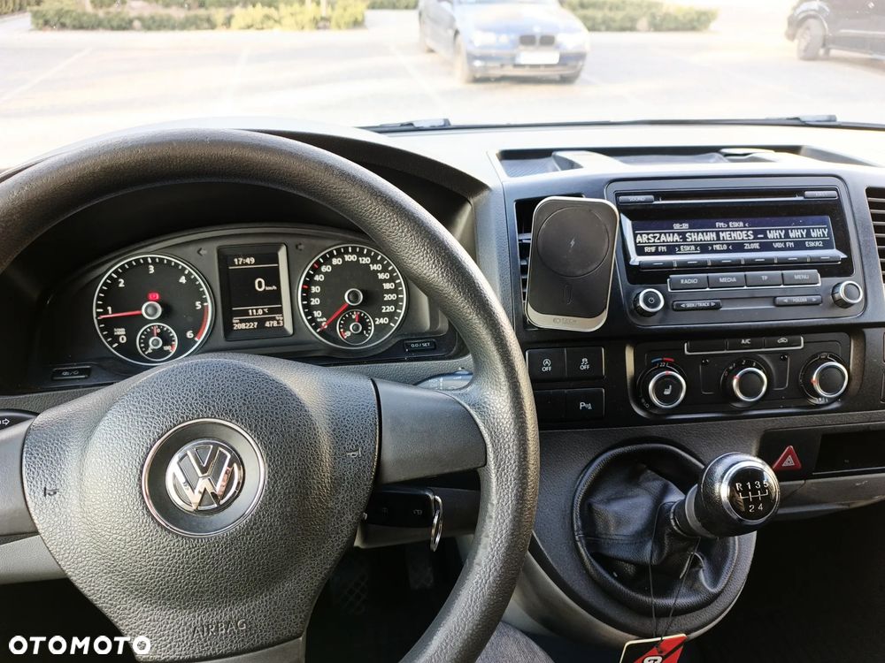 Volkswagen Transporter - 11