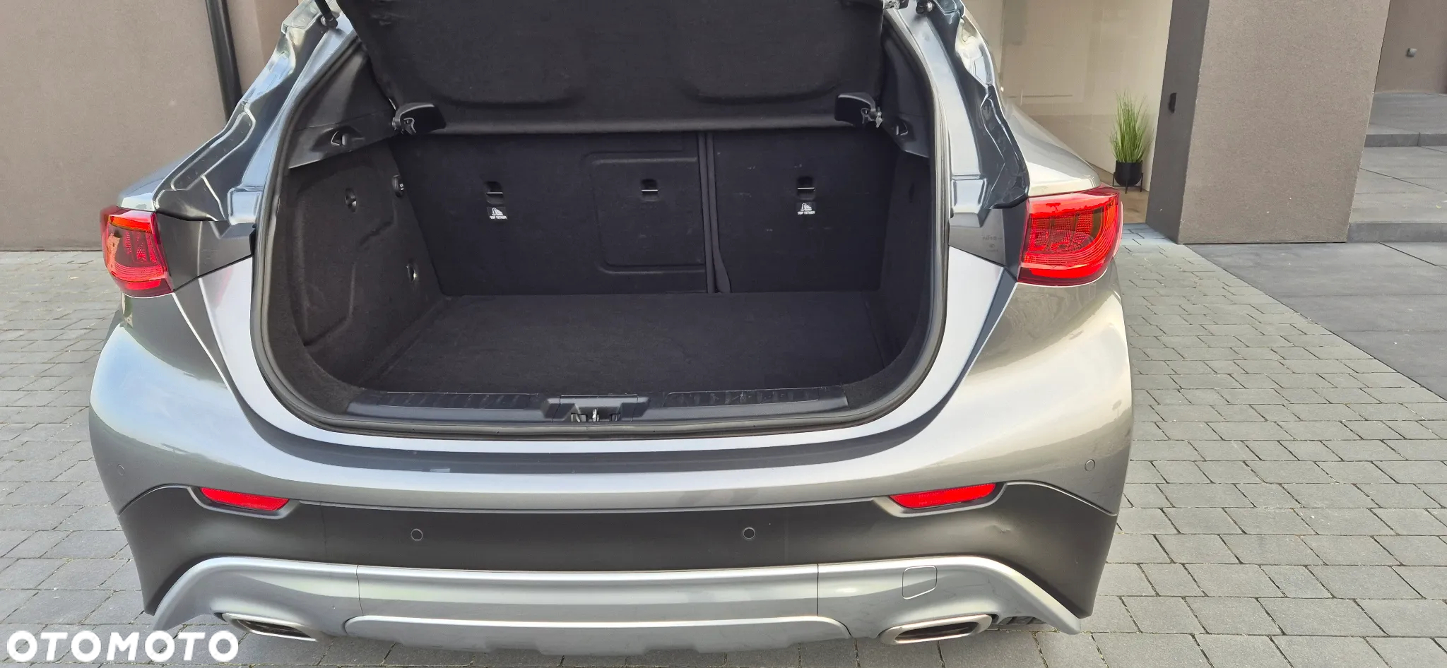 Infiniti Q30 2.2d Luxe AWD 7DCT - 18