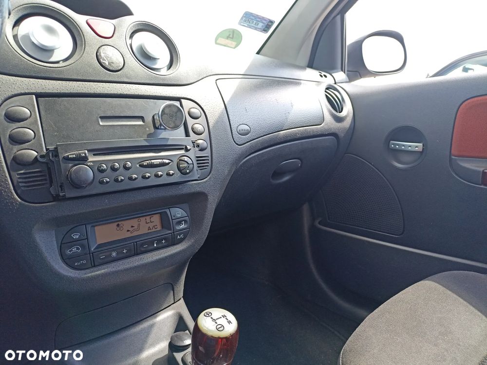 Citroën C2 - 11
