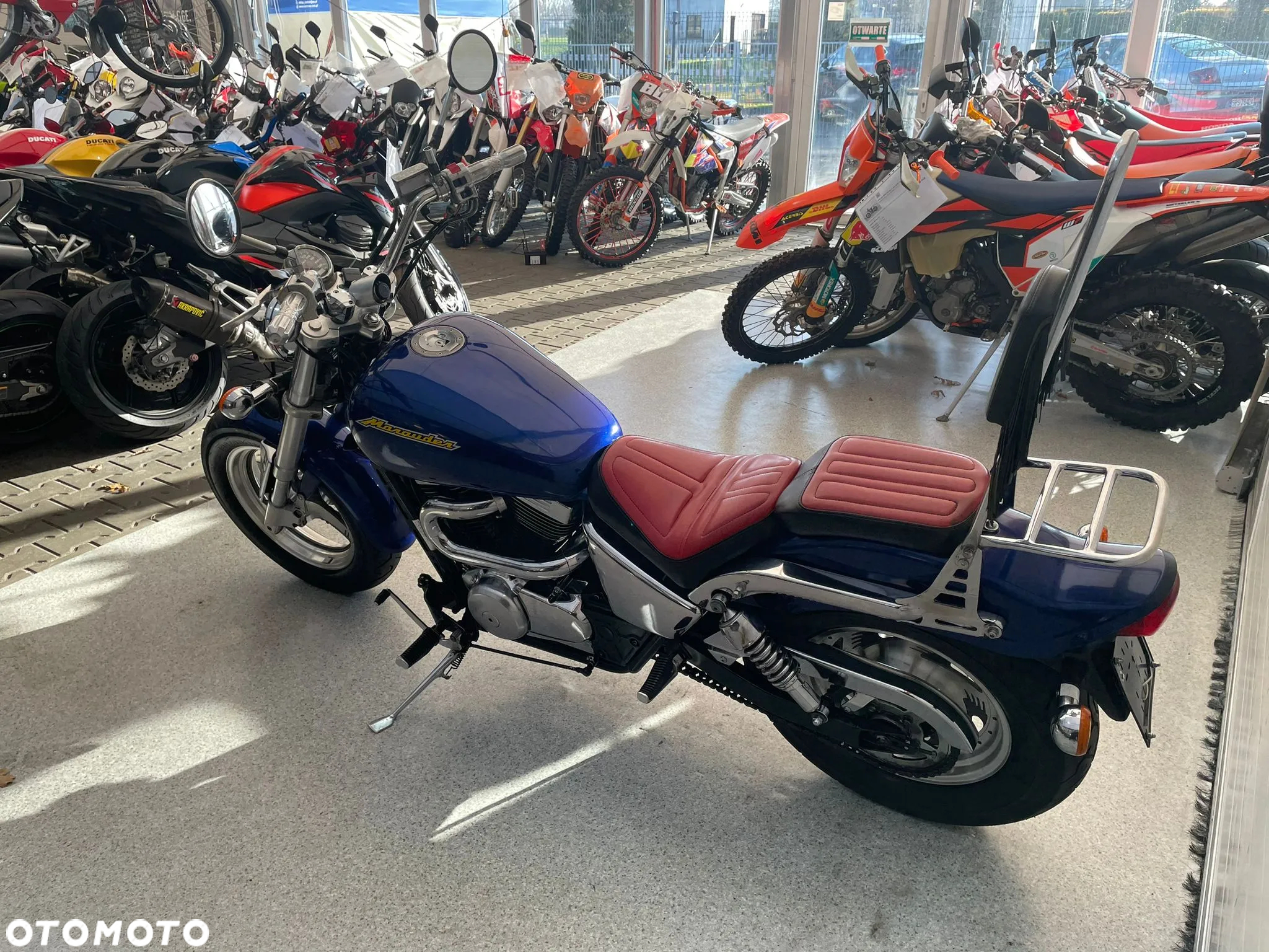 Suzuki Marauder - 23