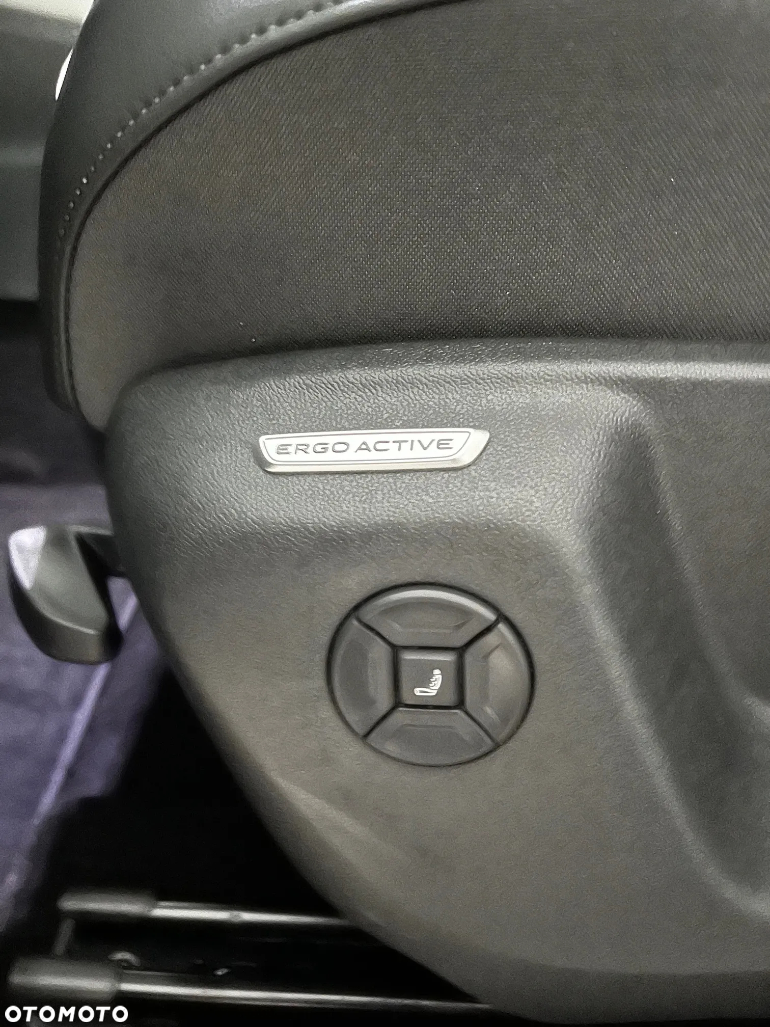 Volkswagen Tiguan 2.0 TSI 4Mot Elegance DSG - 22