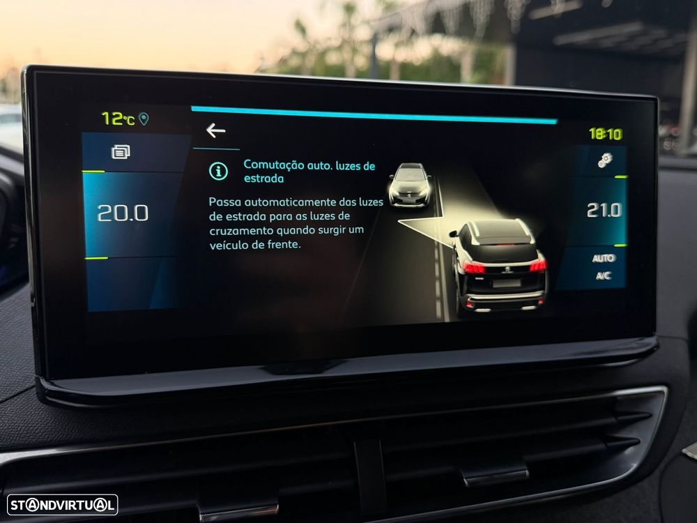 Peugeot 3008 1.6 Hybrid Allure e-EAT8 - 45