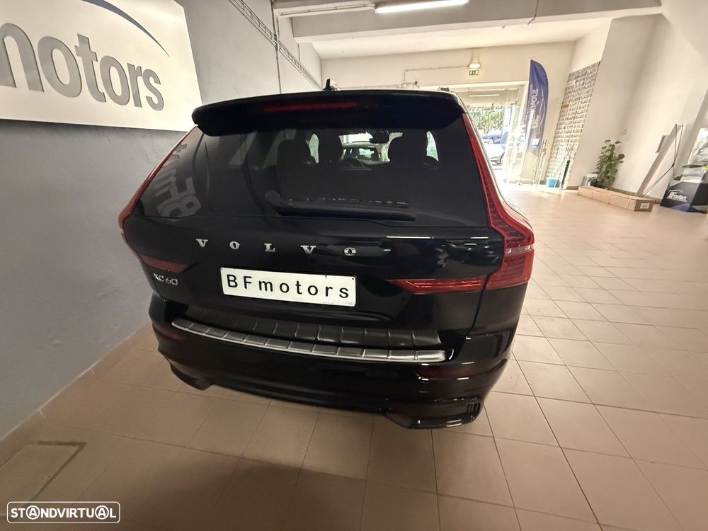 Volvo XC 60 2.0 B4 R-Design Geartronic - 7