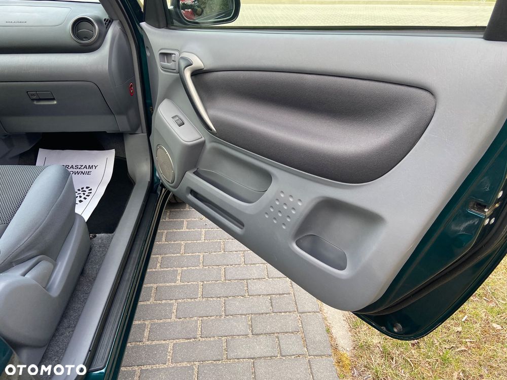 Toyota RAV4 2.0 VVT-i Prestige - 26