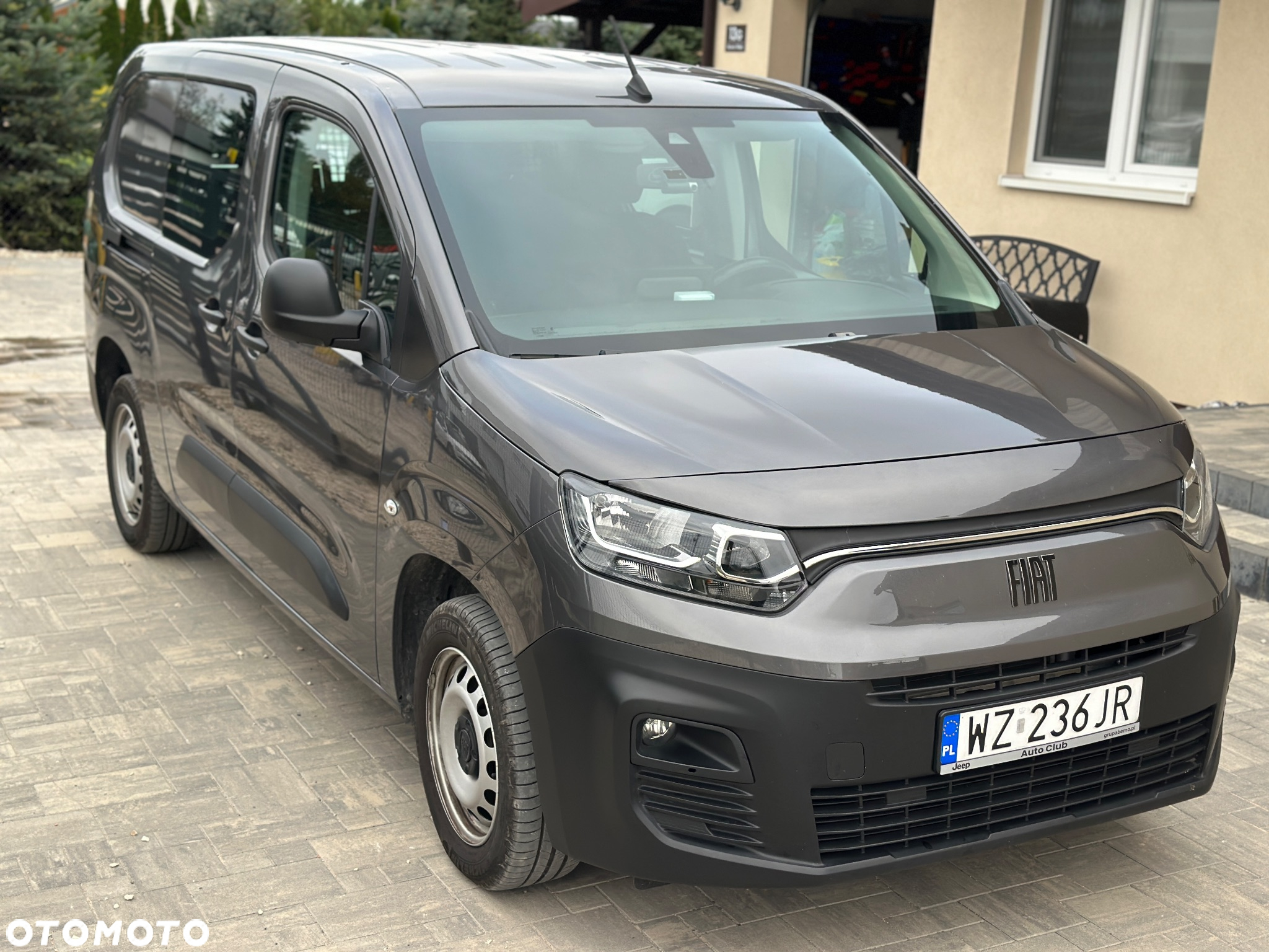 Fiat Doblo Maxi CrewVan 1.5 BlueHDI S&S (bryg.) - 2