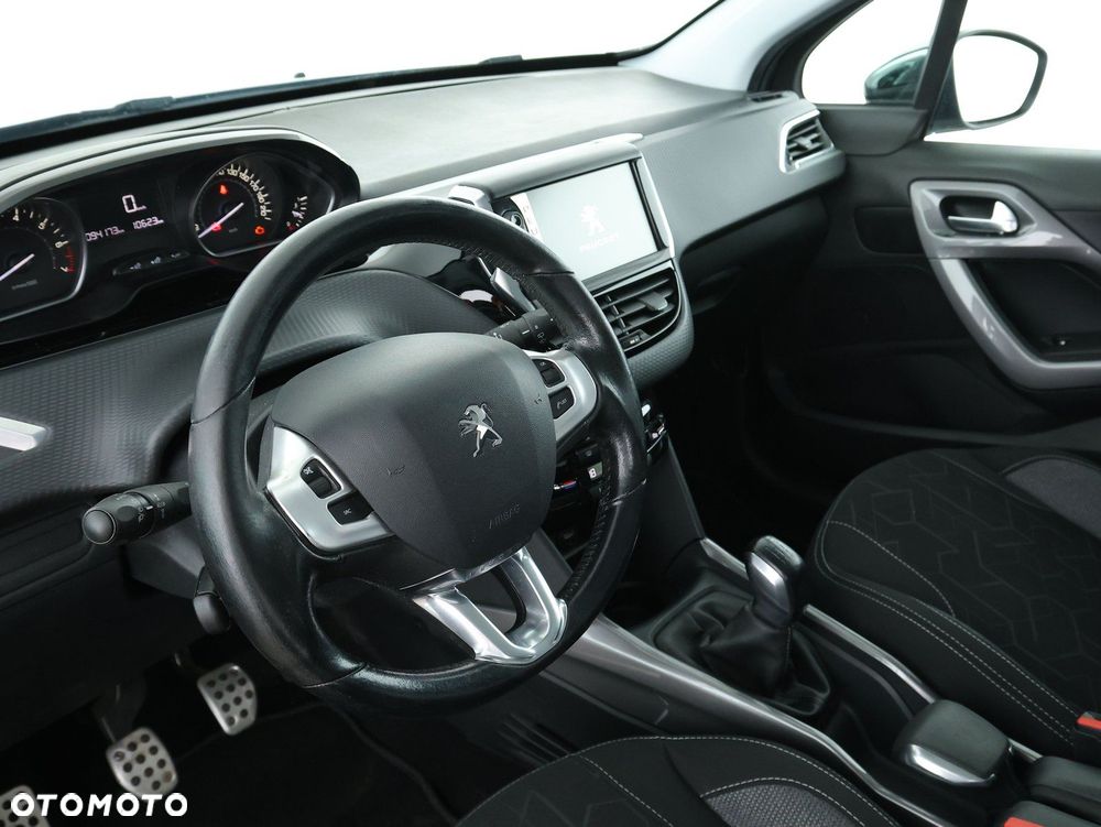Peugeot 2008 - 18