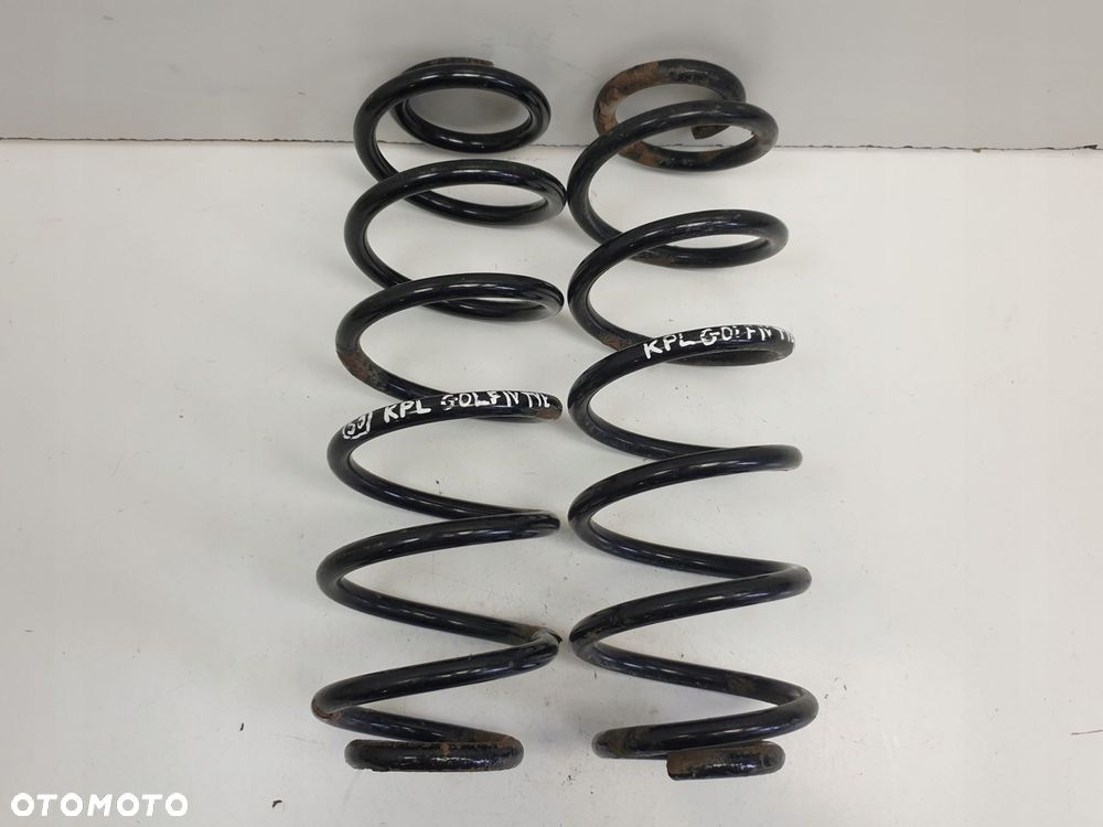 VW Golf IV htb TYLNA SPRĘŻYNA ZAWIESZENIA Tył KPL - 1