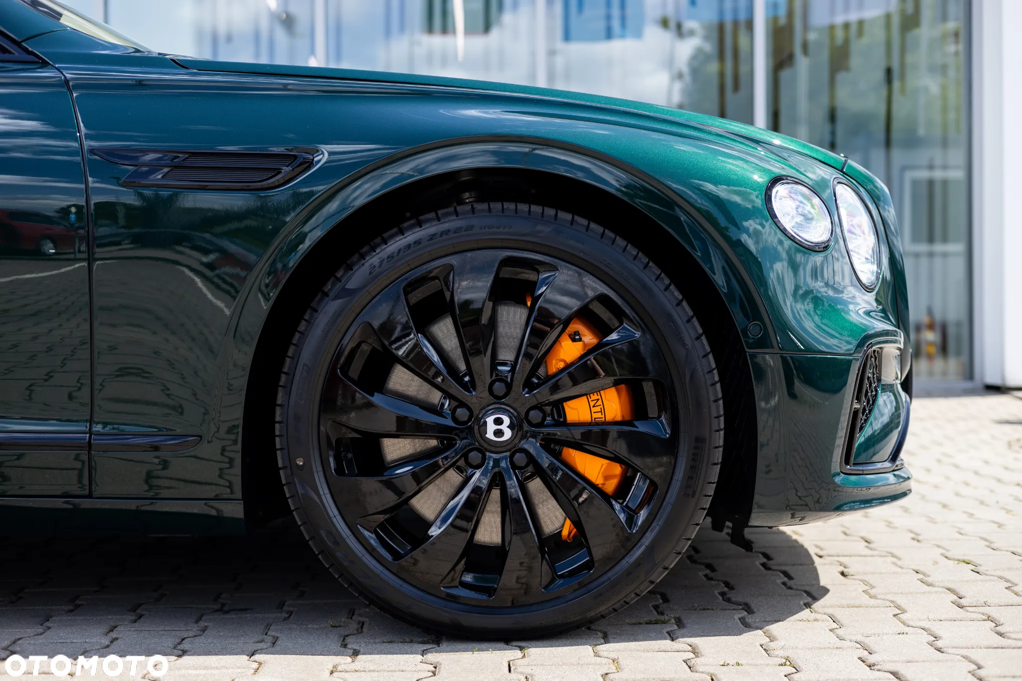 Bentley Flying Spur - 4