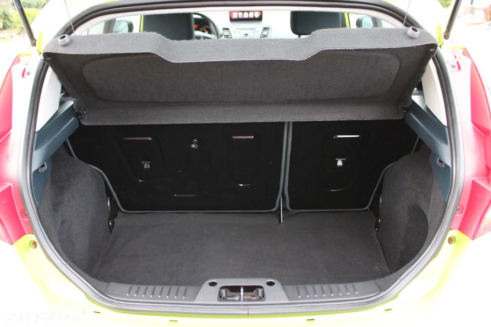 Ford Fiesta 1.25 Silver X Plus 2 (Titan.) EU6 - 29
