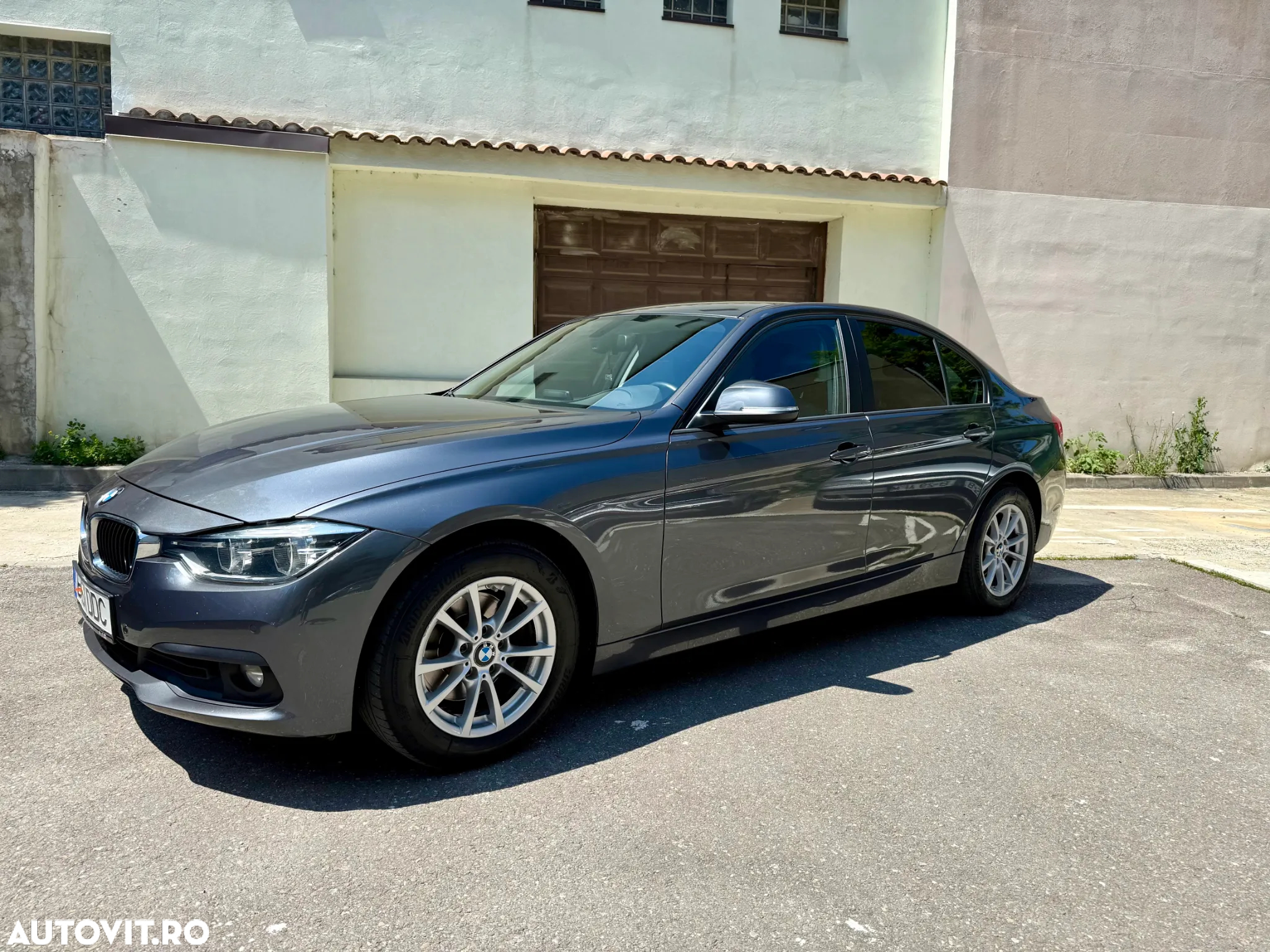 BMW Seria 3 320d Aut. Advantage - 2