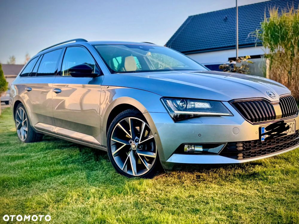 Skoda Superb 2.0 TSI 4x4 DSG Sportline - 2
