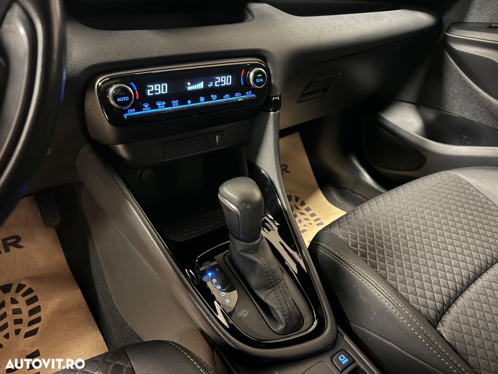 Toyota Yaris 130 1.5 VVT-i Premiere Edition - 15