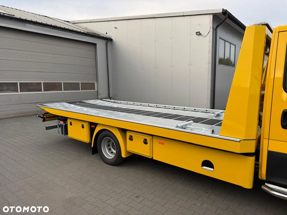 Iveco 70C18 - 11