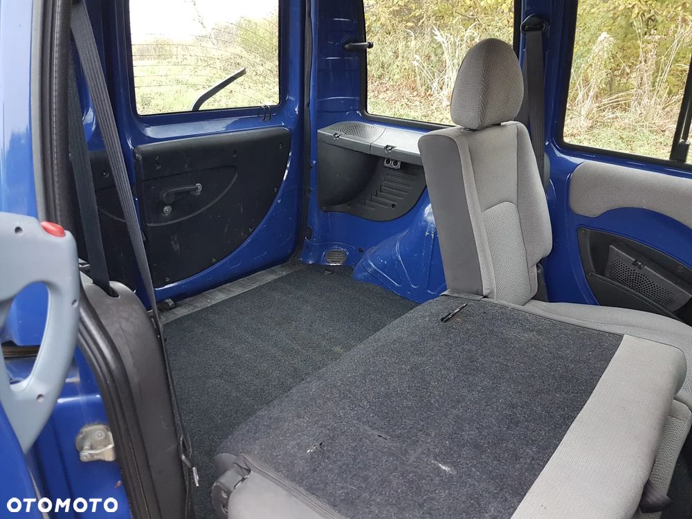 Fiat Doblo - 17